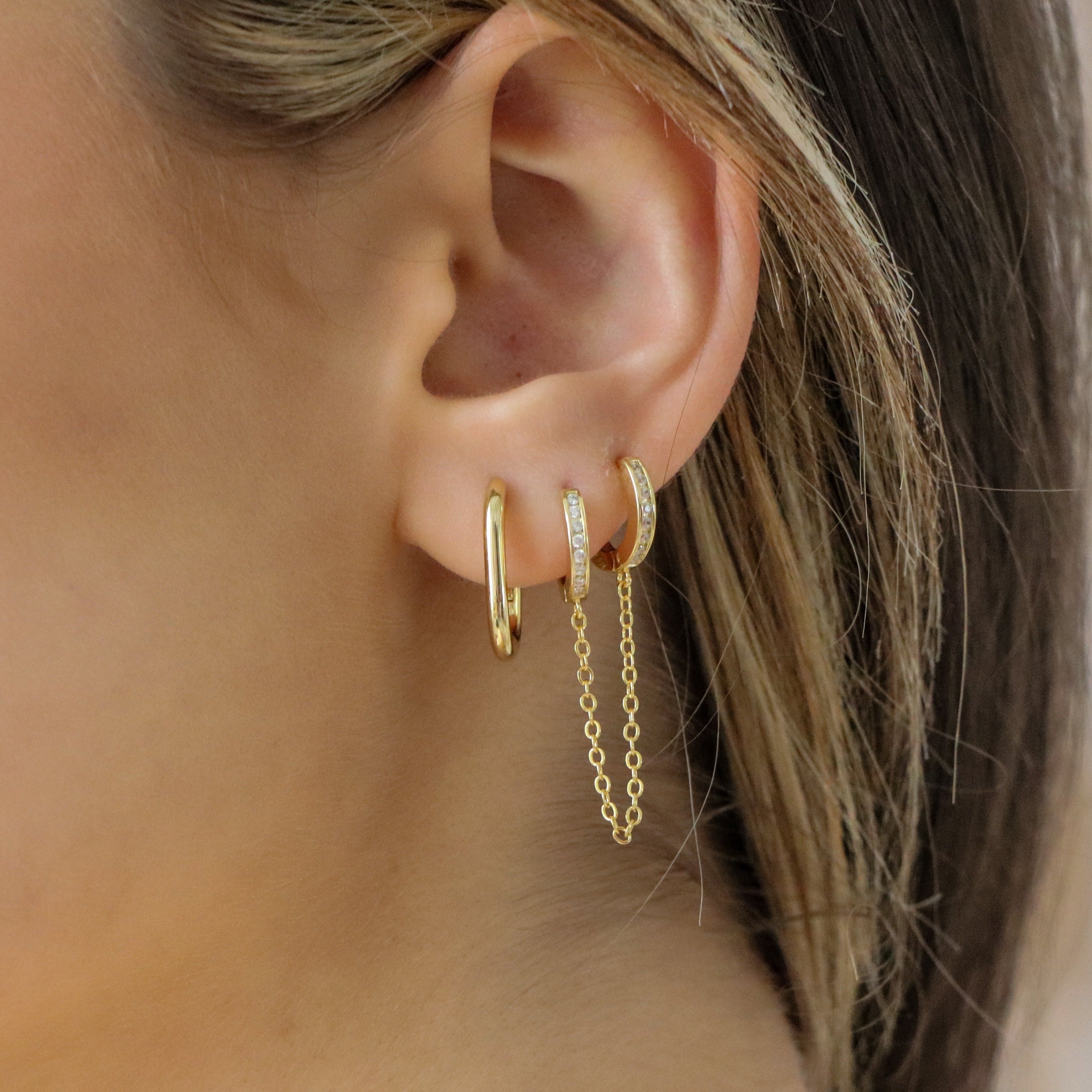 Pretty Girl Earrings Gold